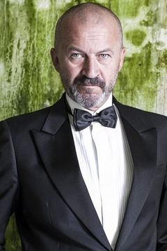 Stefano Chiodaroli interpreta Arturo