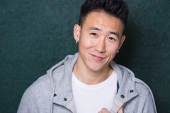 Albert Kong interpreta Rookie Cop