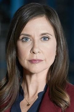 Kellie Martin interpreta Lucy Knight