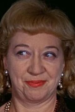 Ann Lancaster interpreta Prostitute (uncredited)