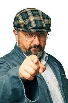 Aykut Kayacık interpreta Burgverwalter