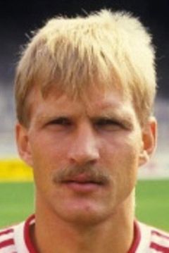Hallvar Thoresen interpreta Gunnar Hilsson, Norway