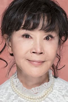 Lee Yong-nyeo interpreta Mi-ri's Mother