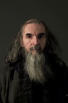 Martin Pfefferkorn interpreta'40s Prisoner