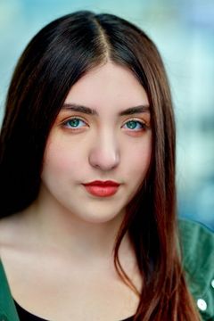 Kelsey Rose interpreta Blithe Hollow Townperson (voice)