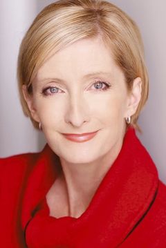 Sheila McCarthy interpreta Sally Pike