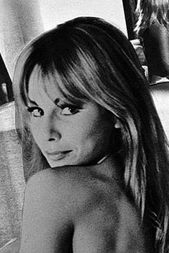 Virginia Wetherell interpreta Stage Actress