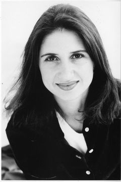 Virginie Mery interpreta Une novice