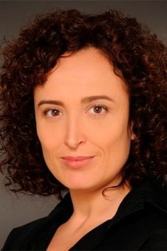 Chusa Barbero interpreta Señora enjoyada