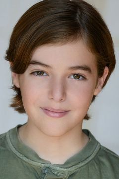 Judah Davidson interpreta Ellis