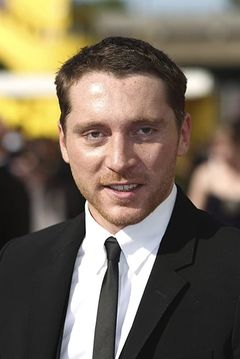 Ben Batt interpreta Agrippa