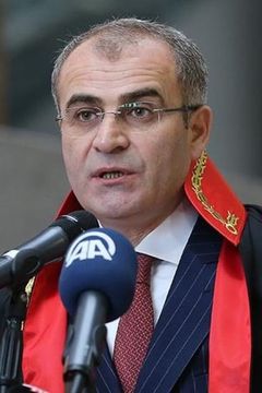 İrfan Fidan interpreta Self - Public Prosecutor
