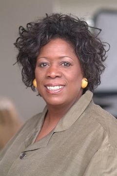 Carmen Twillie interpreta Chorus (voice)