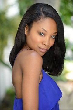 Tanisha Harper interpreta Stacy