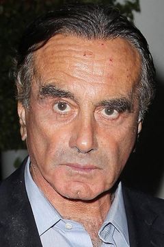 Dan Hedaya interpreta Gene Salvatore