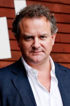 Hugh Bonneville interpreta Henry Brown