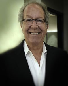 David Steinberg interpreta Meegosh