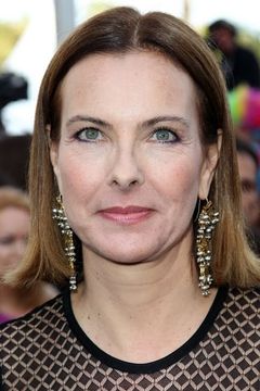 Carole Bouquet interpreta Sofia