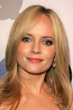 Marley Shelton interpreta Natalie Arden