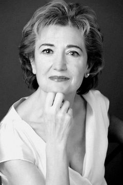 María Jesús Hoyos interpreta Anciana milenaria