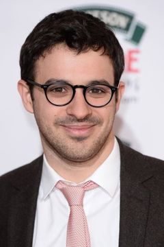 Simon Bird interpreta Will McKenzie