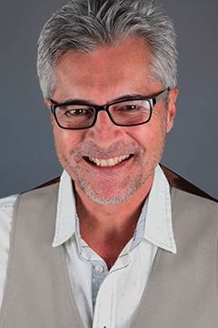 Bob Lee Dysinger interpreta Punk at Car