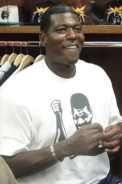 Larry Johnson interpreta Larry Johnson