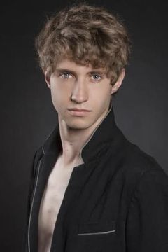 Arnaud Peiffer interpreta Hotel Sandwich Bellboy