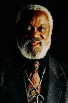 Charles Biddle Sr. interpreta Bass Player