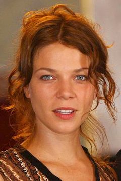 Jessica Schwarz interpreta Romy Schneider