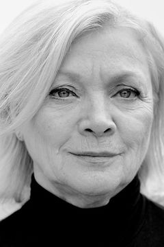 Karin Ugowski interpreta Michael's Mother