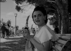 Ileana Simova interpreta La donna nella camera di Umberto