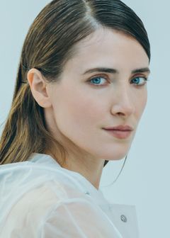 Diana Dimitrovici interpreta Very Attractive Nurse
