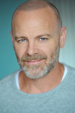 Michael Cram interpreta Kevin'Wordy' Wordsworth