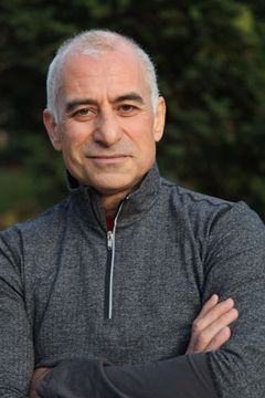 Mihran Slougian interpreta Jandali