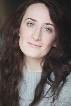 Kate Nic Chonaonaigh interpreta Henderson's Wife