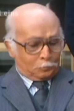 Ralph Chesse interpreta Anthony Falcon