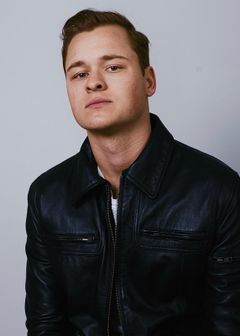 Cooper Tomlinson