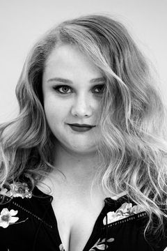 Danielle Macdonald interpreta Tess