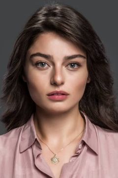 Ayça Ayşin Turan interpreta Haziran Sedefli