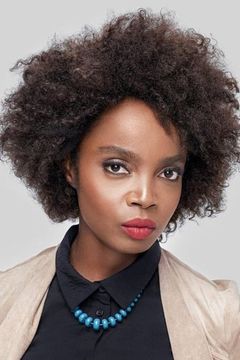 Maameyaa Boafo interpreta Briana Johnson