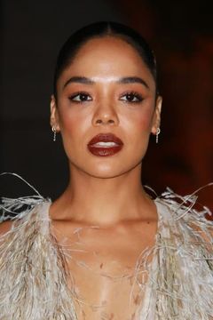 Tessa Thompson interpreta Nia Palmer