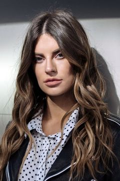 Hannah Stocking interpreta Eve