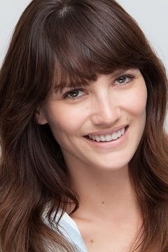 Jenna Upton interpreta Dr. Silke Daanen