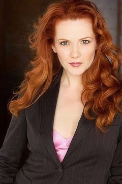 Deirdre Quinn interpreta Mary Jo Wright