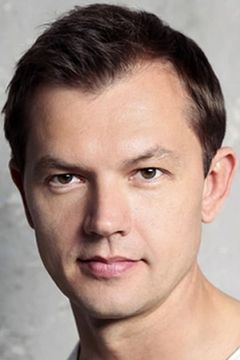 Alexey Fateev interpreta Anton Ochievski