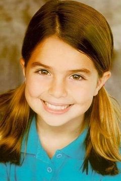 Emma Lockhart interpreta Rachel Dawes (Age 8)