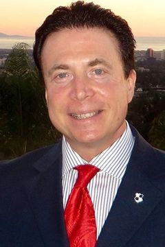 Frank Mottek interpreta Radio Broadcaster (voice)