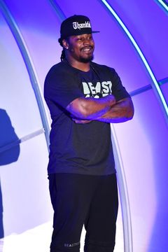 Marshawn Lynch interpreta Marshawn Lynch
