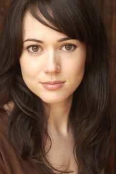 Corbett Tuck interpreta Danielle